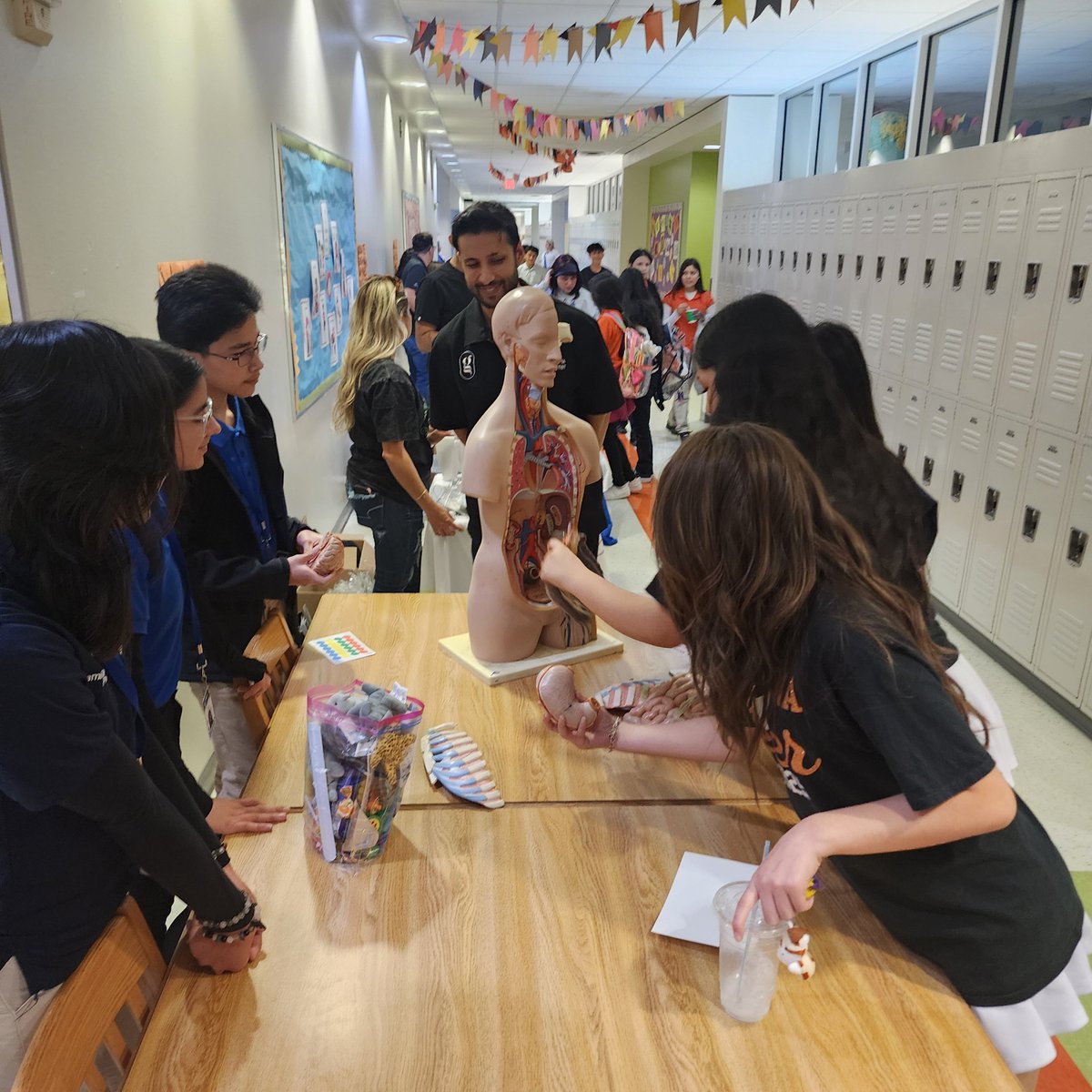 IBnDallasISD1's tweet photo. What a Fabulous IB FALL Fest by the Javelinas last night! With the support of the who IB vertical team, all of the games were themed by IB Learner Profile Traits facilitated by students. Great idea! @TransformDISD @GarciaMS_DISD @PeelerPirates @adamsonleopards @NicoleWBixby https://t.co/ZTVDVkXB81