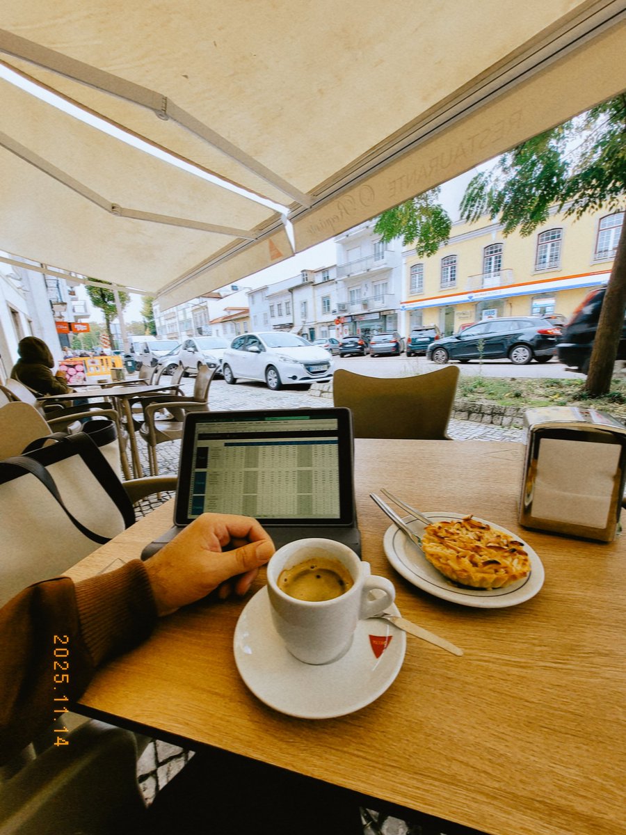 phablocalixta's tweet image. Emily in Portugal