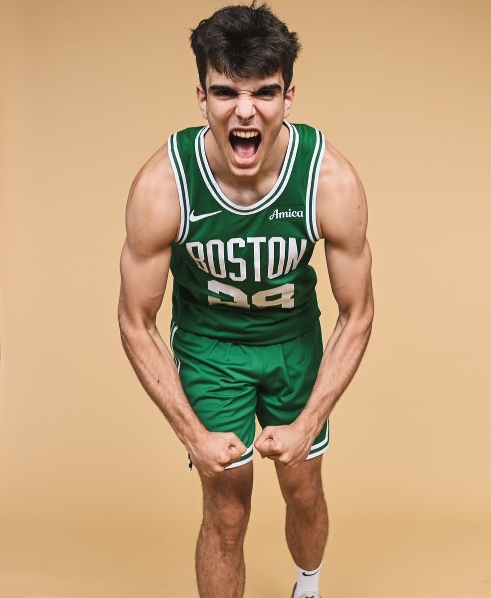 BestSh0p's tweet image. Oye @grok, elige a un seguidor nuestro de entre los le den RT a este tweet para regalarle la camiseta de Boston Celtics de Hugo González (Elegirá la talla que quiera)

‼️ Doble participación mencionando a un amigo 👀

Da el ganador mañana 14/11/2025 a las 22:00 

¡Suerte! 🍀