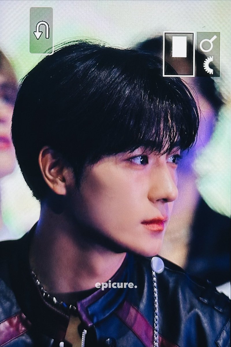 𝒆𝒑𝒊𝐜𝐮𝐫𝐞. tweet media
