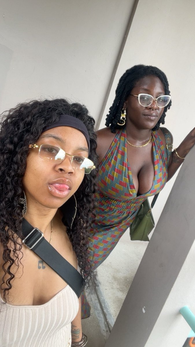 Babes in Belize 🇧🇿