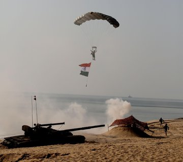airnews_mumbai's tweet image. त्रिशूळ या त्रि-सेवा सरावाचा (#TSE2025) समारोप  

नोव्हेंबरच्या प्रारंभी सुरू झालेल्या त्रिशूळ त्रि-सेवा सरावात भारतीय लष्कर आणि भारतीय हवाई दलही सहभागी झाले होते.  

तिन्ही दलांनी संयुक्तपणे या सरावाचं आयोजन केलं होतं.

@IN_WNC l @indiannavy l @IaSouthern l @SWAC_IAF
@IAF_MCC