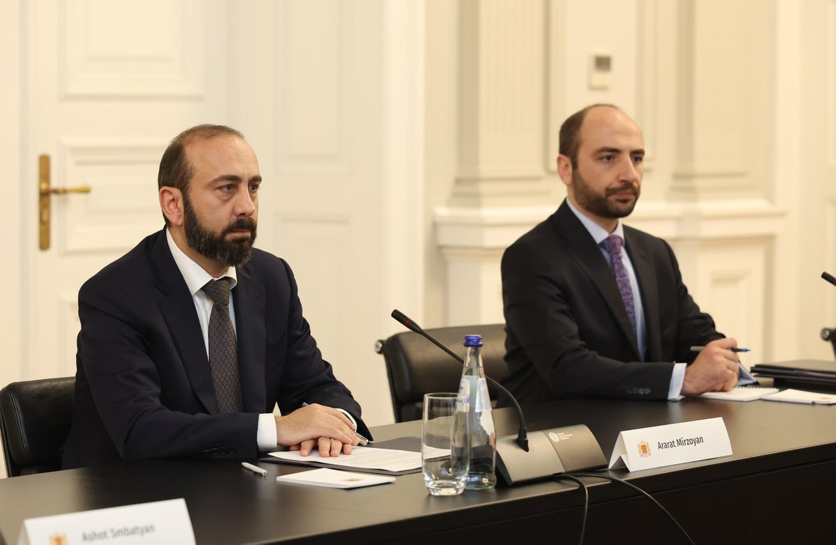 GeoPresident_'s tweet photo. I hosted Ararat Mirzoyan (@AraratMirzoyan), Minister of Foreign Affairs of 🇦🇲, at the Presidential Palace.

During the meeting, we discussed the political, economic, and cultural-educational relations between our two countries, as well as prospects for deepening bilateral cooperation. We also spoke about the planned visit of the President of 🇦🇲 to 🇬🇪, which is scheduled to take place in the near future.

It was noted that the Strategic Partnership Agreement signed in 2024 represents further evidence of the strong and friendly relations between 🇬🇪 and 🇦🇲 and paves the way for deeper and more comprehensive cooperation across all fields.

I emphasized that 🇬🇪 welcomes the initialing of the peace agreement between 🇦🇲and 🇦🇿. I expressed hope that, in the near future, 🇦🇲and 🇦🇿will formally sign the agreement, thereby elevating the positive development trajectory of the South Caucasus to a qualitatively new level and enhancing the region’s overall attractiveness. 🇬🇪 remains steadfast in supporting the process of establishing peace and stability in the South Caucasus and stands ready to continue contributing as needed.

I also thanked the Minister of Foreign Affairs of 🇦🇲 for 🇦🇲’s support of 🇬🇪’s sovereignty and territorial integrity, and I underscored that 🇬🇪unconditionally supports the sovereignty and territorial integrity of 🇦🇲.