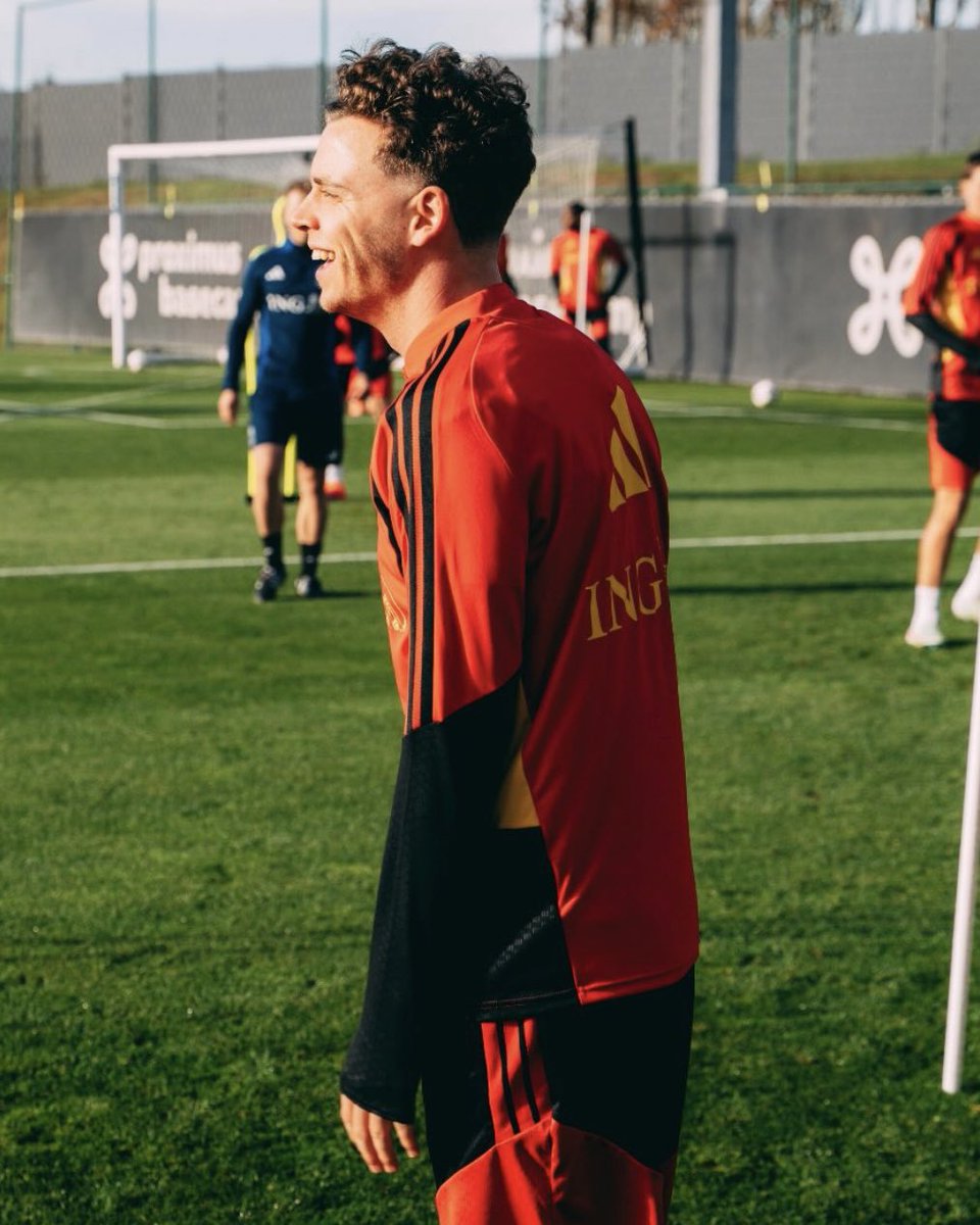 Brighton & Hove Albion tweet media