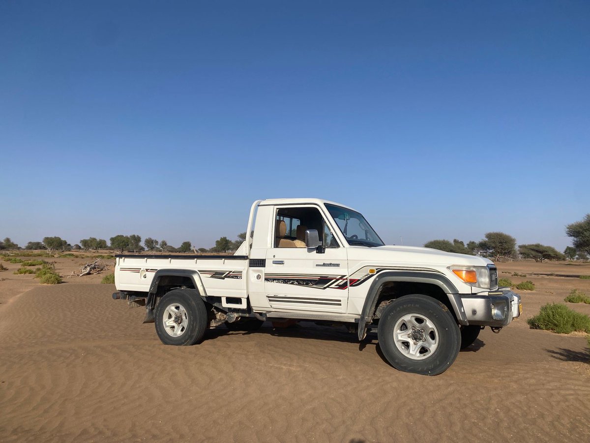 هدّي الوضع يا صاحبي  اختفى نور الشروق مع الغروب هيا بنا إلى البستان لاناكل الموزه بطريقة هادئه يا هدى قلبي....