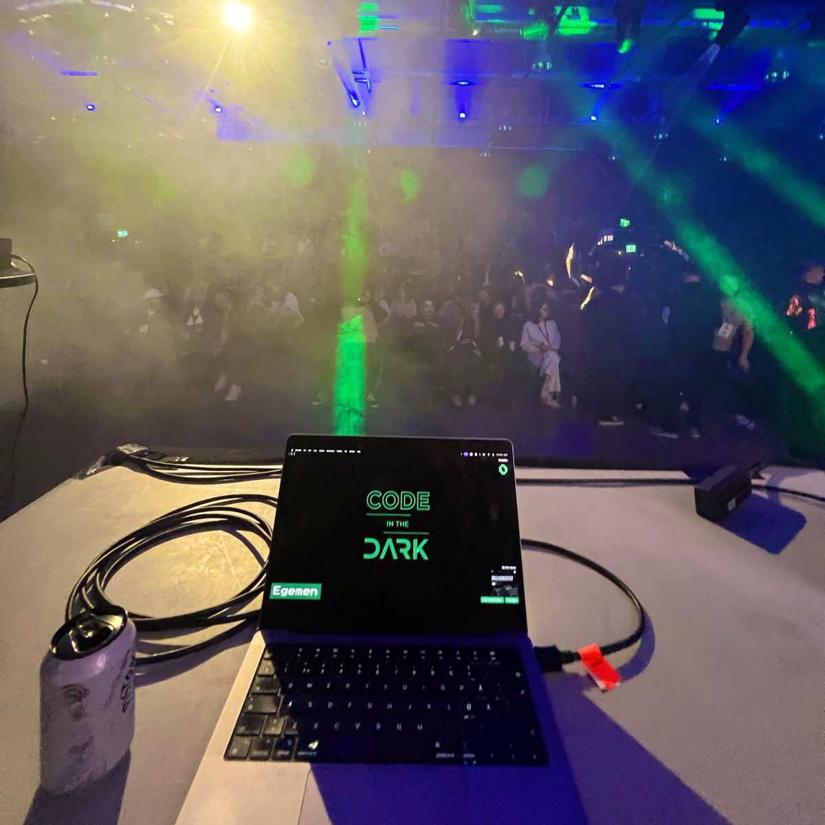 egemeu's tweet image. it was my first #codeinthedark challenge. more fun than expected! next time i’ll be the one who winning 🤞🏻