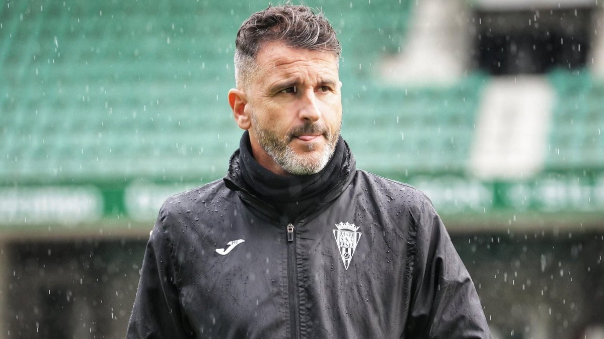 𝗘𝗟 𝗖𝗢́𝗥𝗗𝗢𝗕𝗔 𝗖𝗙 𝗗𝗘 𝗜𝗩𝗔́𝗡 𝗔𝗡𝗜𝗔: LA MEJOR PRESIÓN ALTA DE LA SEGUNDA DIVISIÓN.

Análisis de Oposición táctico/téctico a modo de previa de la Jornada 14 de Liga Hypermotión 25/26.

[🧵⬇️]