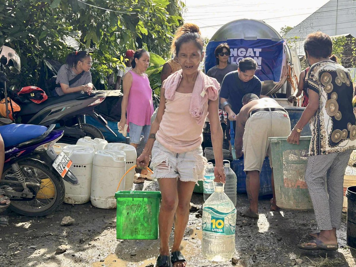 the_pearl_lover's tweet photo. Thank you to our sponsors, donors, volunteers!
Walang kulay sa pagtulong.
#AngatCebu in partnership with #AngatLiloan https://t.co/HmCx1dM40s
