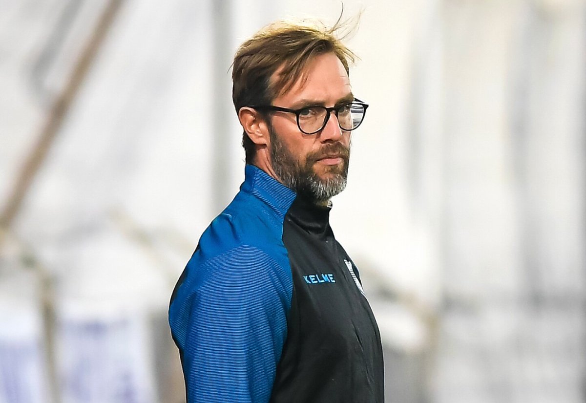 🗣️ #AHORA | Diego Franzini: "Estoy convencido que Defensor debe transitar por otro lado. Hay que saber leer los momentos, prefería cerrar el ciclo de Ithurralde con esta sensación medianamente positiva. Es una decisión unánime de la directiva"

▶️ youtube.com/live/rkc-I-ldO…