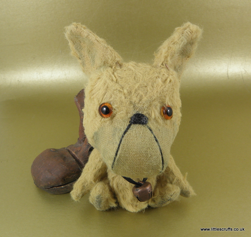 littlescruffs's tweet photo. Winston, a EBT and a Soldier Bear - new Little Scruffs today on my website  *https://t.co/ivzjKlqry4*All handstiched and fully jointed . https://t.co/rN1Cu91F8E