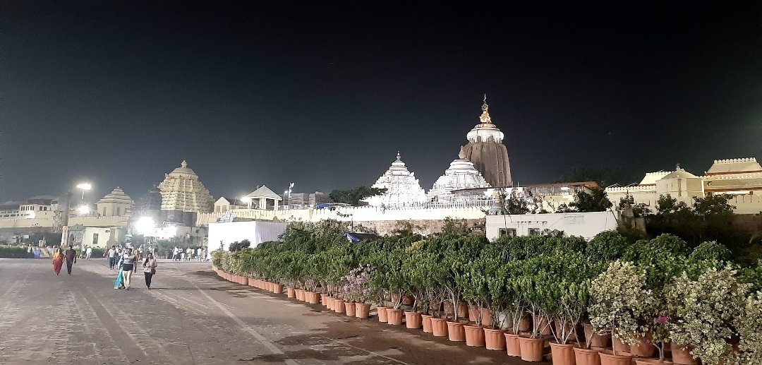 Share your photos taken with a phone! 📱

#theme_pic_India_Bhakti #Jagannathpuri