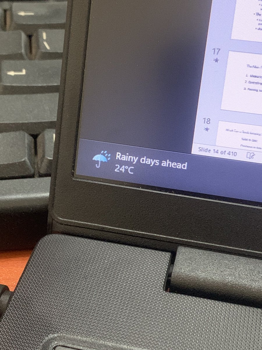 TwaamboHamoomba's tweet image. Me every time I transfer money into my savings account.