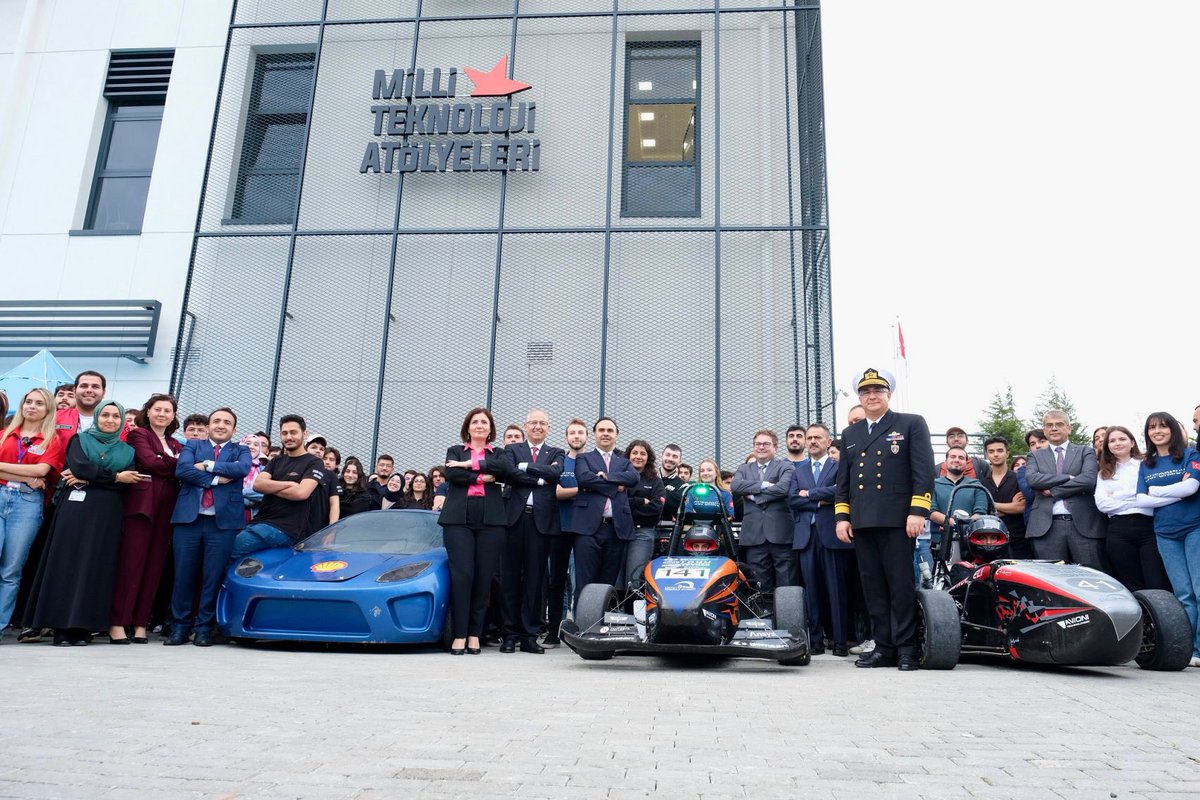 Milli Teknoloji Atölyelerimizin ikincisini, Kocaeli Üniversitesi'nde gençlerimizin hizmetine açtık! 🏢

👥 <a href="/TCSanayi/">Sanayi ve Teknoloji Bakanlığı</a> Bakanımız Sayın <a href="/mfatihkacir/">Mehmet Fatih KACIR</a>'ın teşrifleriyle; Kocaeli Valisi İlhami Aktaş, Kocaeli Büyükşehir Belediye Başkanı <a href="/tahirbuyukakin/">Tahir Büyükakın</a> ve Kocaeli Üniversitesi Rektörü