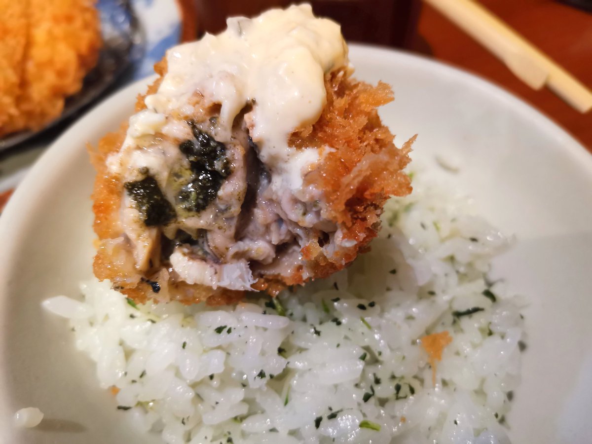 かつ吉 丸の内店 俺の中でナンバーワンカキフライはココ。とんかつは