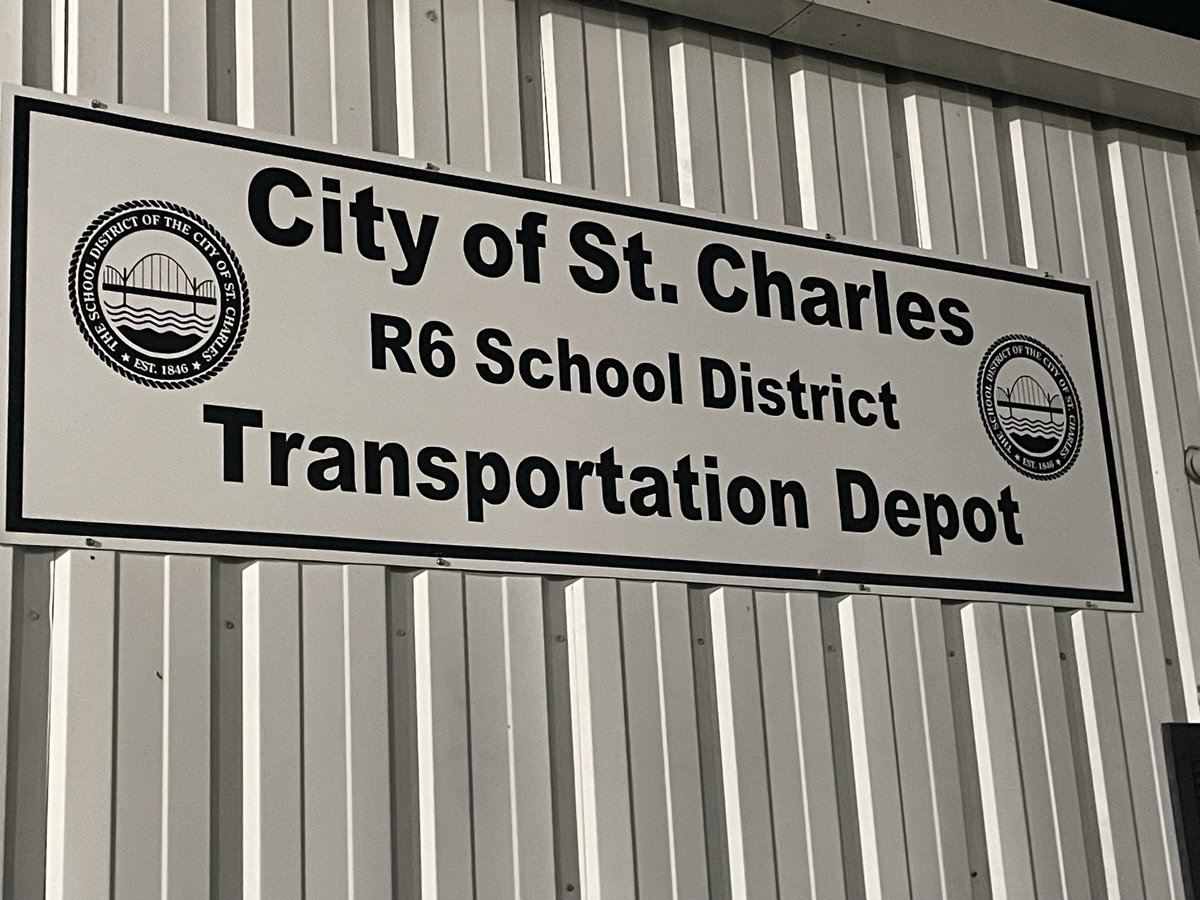 drsefrit's tweet photo. The BEST way to kick off a beautiful Friday… Hangin’ with the BEST! LOVE our Facilities & Transportation Departments. #TheBackbone #ALLin https://t.co/hrJVAt8eZK