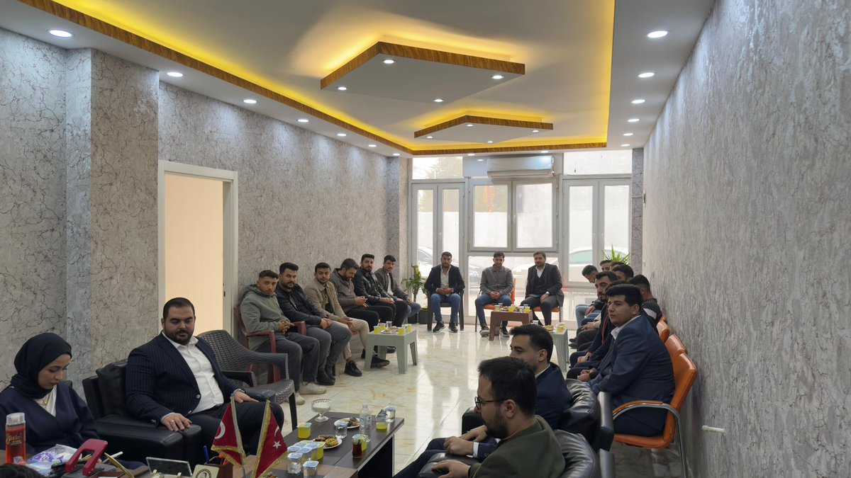 📍Akçakale 

İl yönetimimizle beraber Akçakale İlçe Gençlik Kollarımızın haftalık toplantısına katılım sağladık. Gündem ile ilgili görüşmelerde bulunduk. 

#GüçlüGençlik #GüçlüTürkiye #30GündeŞanlıurfa 

<a href="/avyusufibis/">Yusuf İBİŞ</a> <a href="/bybekirbozdag/">Bekir  Bozdağ</a> <a href="/osmannazlier/">Osman Nuri Nazlıer</a> <a href="/milhamigunbegi/">M.İlhami GÜNBEGİ</a> <a href="/recepfurkanksp/">Recep Furkan KASAP</a>