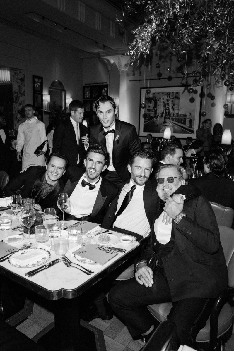 jbayleafstan's tweet photo. Jonathan at the Esquire Better Men dinner! https://t.co/EIjmtlavVc