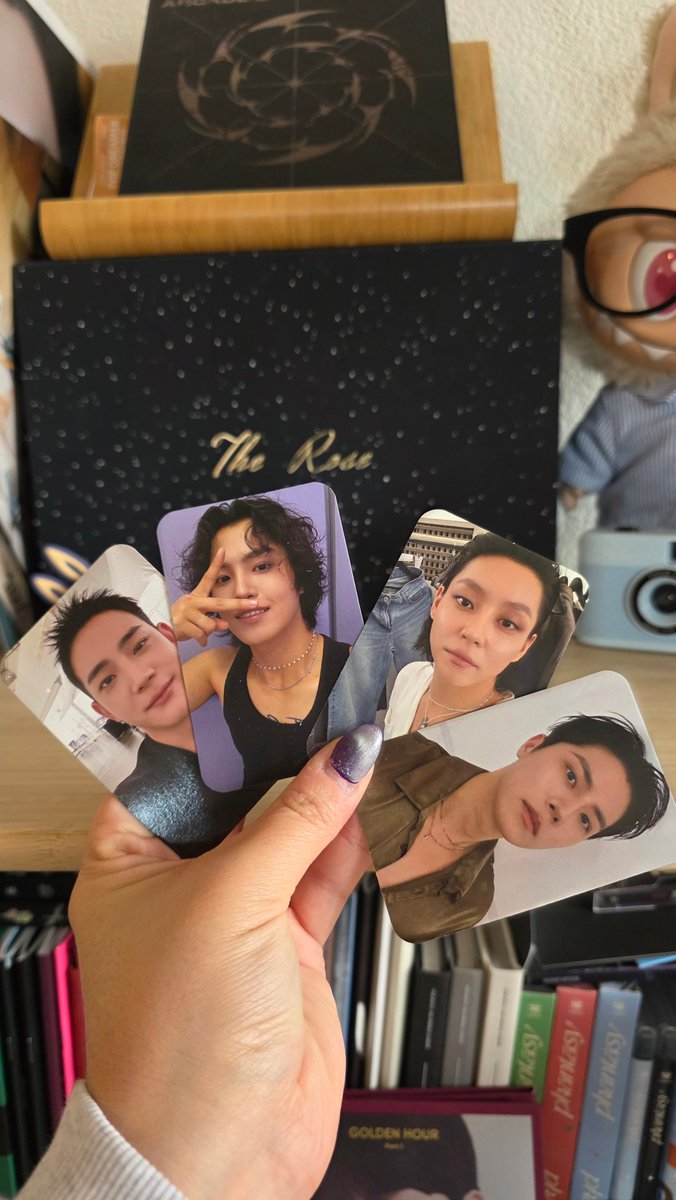 KroleenP's tweet image. Look who finally found their way to Switzerland 🥰🥰

#Therose #veeps