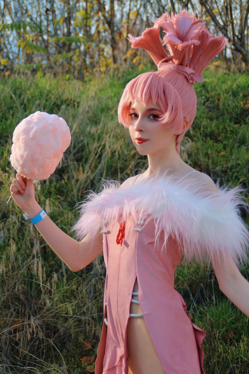 de_suav's tweet photo. Finished my Homura cosplay!

#dcst #drstone #cosplay 🌸 https://t.co/dwHrQUZHS1