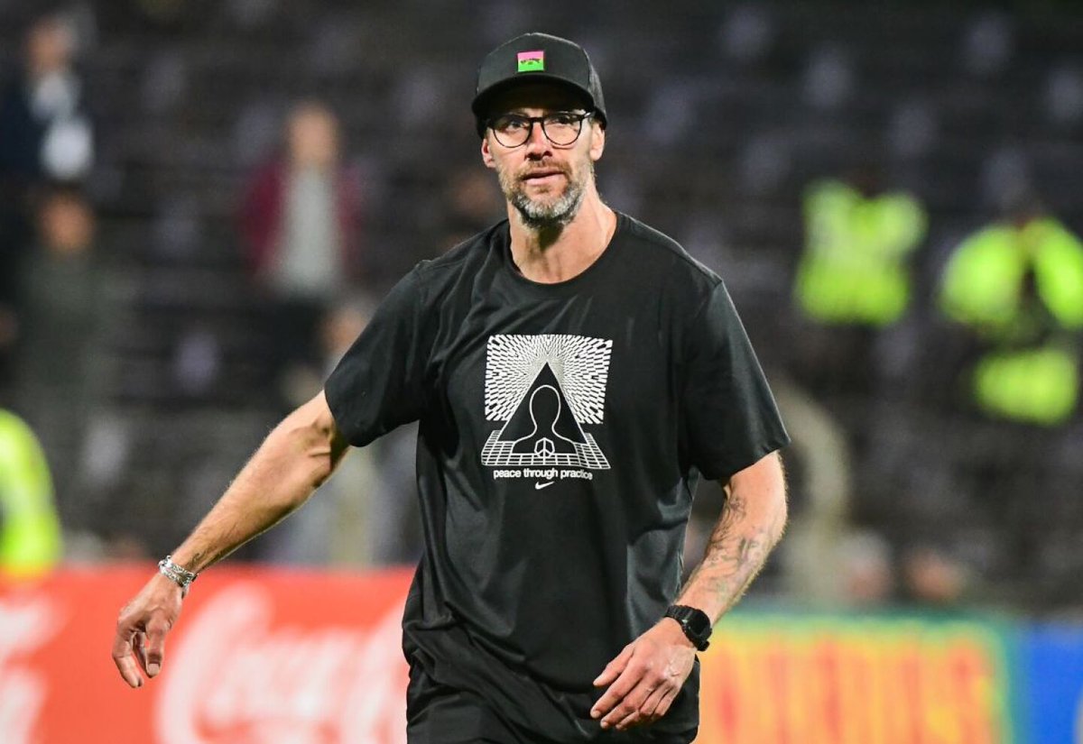 🗣️ #AHORA | Diego Franzini: "Ganarle a los grandes nunca fue una condición para que Ithurralde siguiera en el cargo. La evaluación fue mucho más profunda" 

▶️ youtube.com/live/rkc-I-ldO…