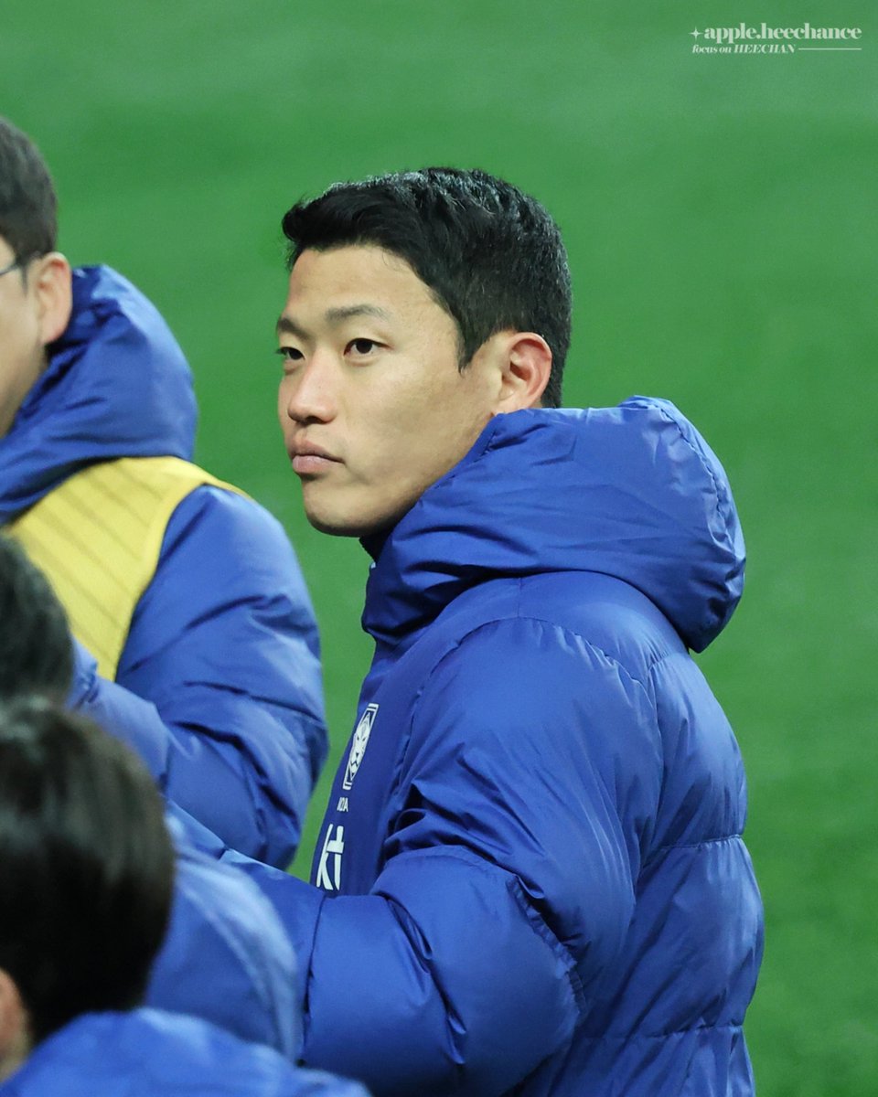 매끈매끈하다
매끈매끈한
왕감자🥔

251114 대한민국-볼리비아 #황희찬