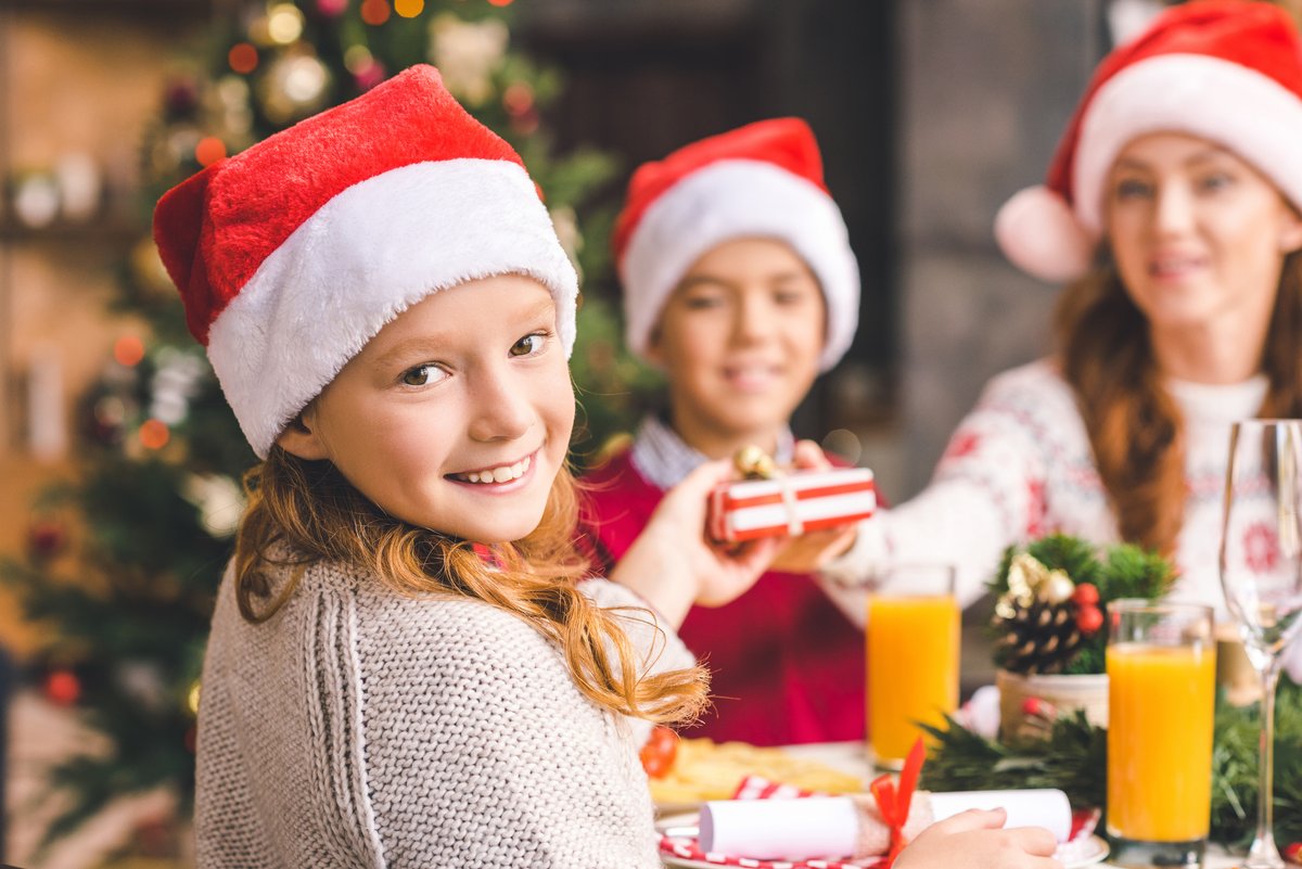 Join Mrs. Claus and her cheerful sidekick, Snowflake, for a jolly morning filled with laughter, Christmas cheer, and delicious delights. Find the festive breakfast fun at Meritage at Wildfire Golf Club, reservations recommended.

Reserve Today - zurl.co/7shj2