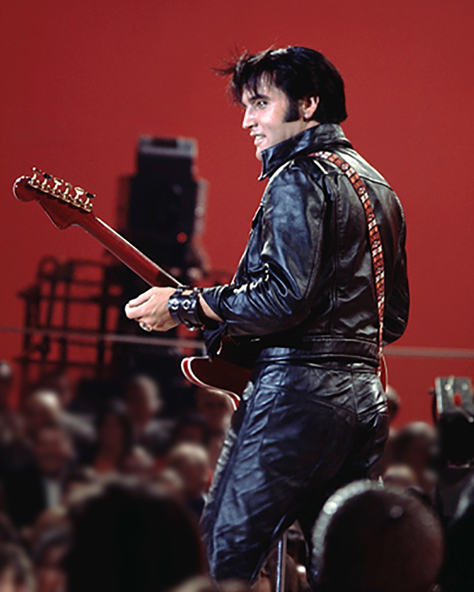 ElvisPresley's tweet image. &quot;I never expected to be anybody important.&quot;

#ElvisPresley #Icon #Star #Quote #Legend