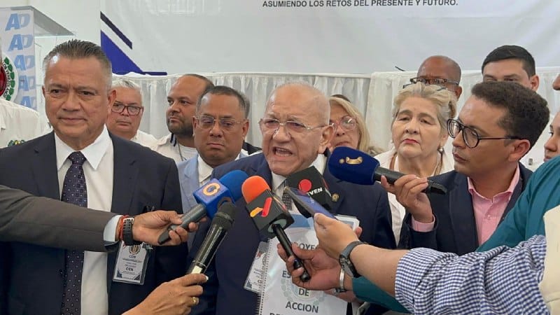 #Política II Acción Democrática adelanta reforma de sus estatutos

El Secretario General Nacional de Acción Democrática (AD), Bernabé Gutiérrez, anunció que la organización política realizó este miércoles el Comité Directivo Nacional, con presencia de las 25 seccionales y más de