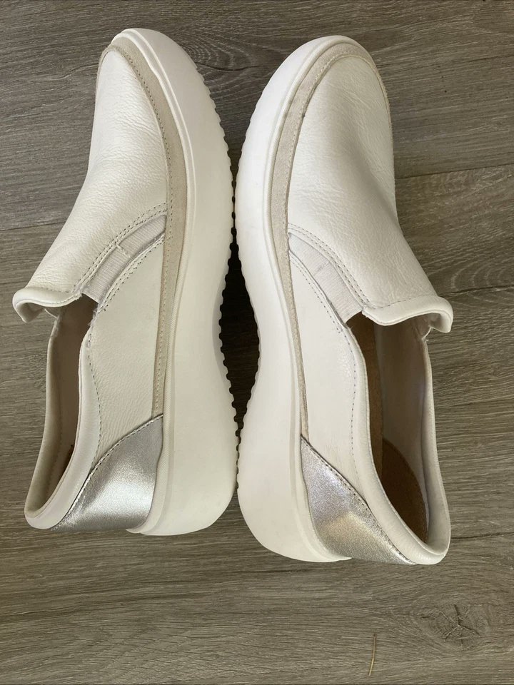 DiscountsWear's tweet image. FOR SALE
VIONIC KEARNY WHITE LEATHER SLIP ON COMFORT
SHOES SIZE 9.5 WOW!
#vionic #vionicshoes #womenvionickearnyshoes #christmas #namebrandshoes #travel #cruise #comfortshoes #shoes #womensshoes #fashionshoes #shoeaddict #life #coffee 

WEARITAGAIN DISCOUNTS | eBay Stores