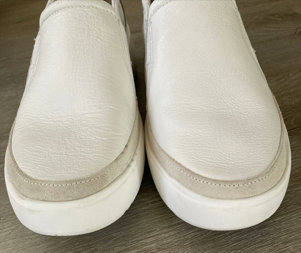 DiscountsWear's tweet image. FOR SALE
VIONIC KEARNY WHITE LEATHER SLIP ON COMFORT
SHOES SIZE 9.5 WOW!
#vionic #vionicshoes #womenvionickearnyshoes #christmas #namebrandshoes #travel #cruise #comfortshoes #shoes #womensshoes #fashionshoes #shoeaddict #life #coffee 

WEARITAGAIN DISCOUNTS | eBay Stores