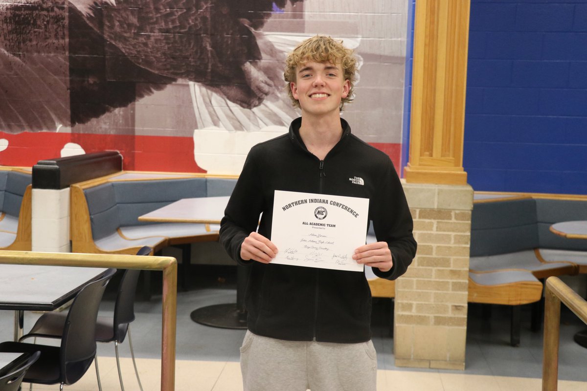 We celebrated our season accomplishments last night!
Congrats to our Academic All Conference Runner Adam Larsen