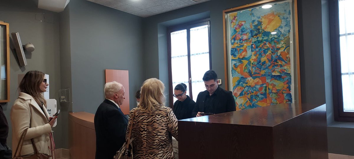 Nuestro alumnado de 2° AVGE está colaborando con el II Foro Internacional de Turismo Skal que se celebra hoy en el Palacio de Congresos 🏛️✨.
Una gran oportunidad para aprender cómo se gestiona un evento internacional de nuestro sector 🌍🤝.
<a href="/skalcadiz/">@skalcadiz</a> 
#turismodecongresos #skal