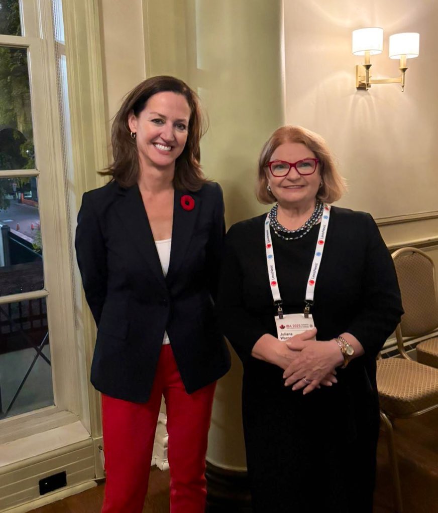 Australia in Canada tweet media