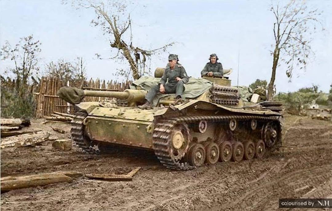 A Sturmgeschütz III Ausf G in Ukraine on the Eastern Front. September 1943.
___