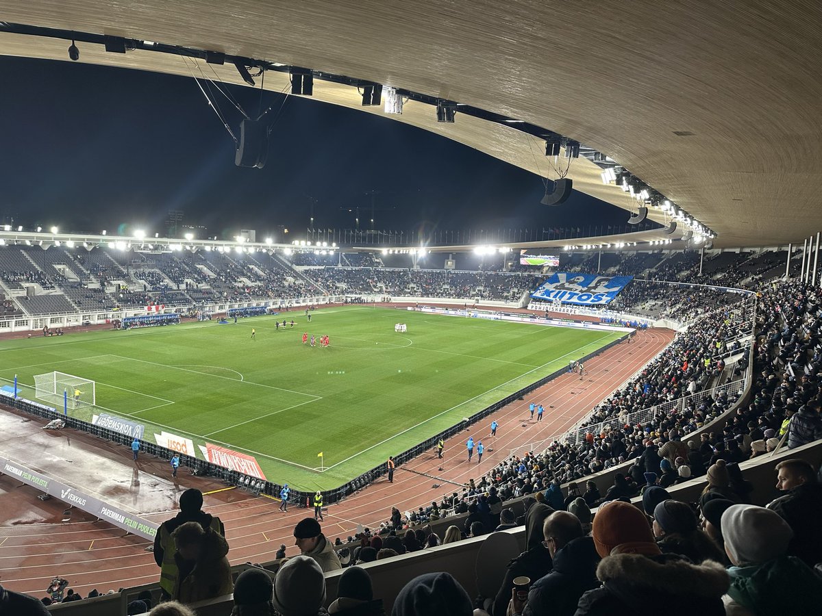 Länderpunkt 32 🇫🇮✌️

Und gleichzeitig aufpassen das Markhiev sich ned verletzt 😄