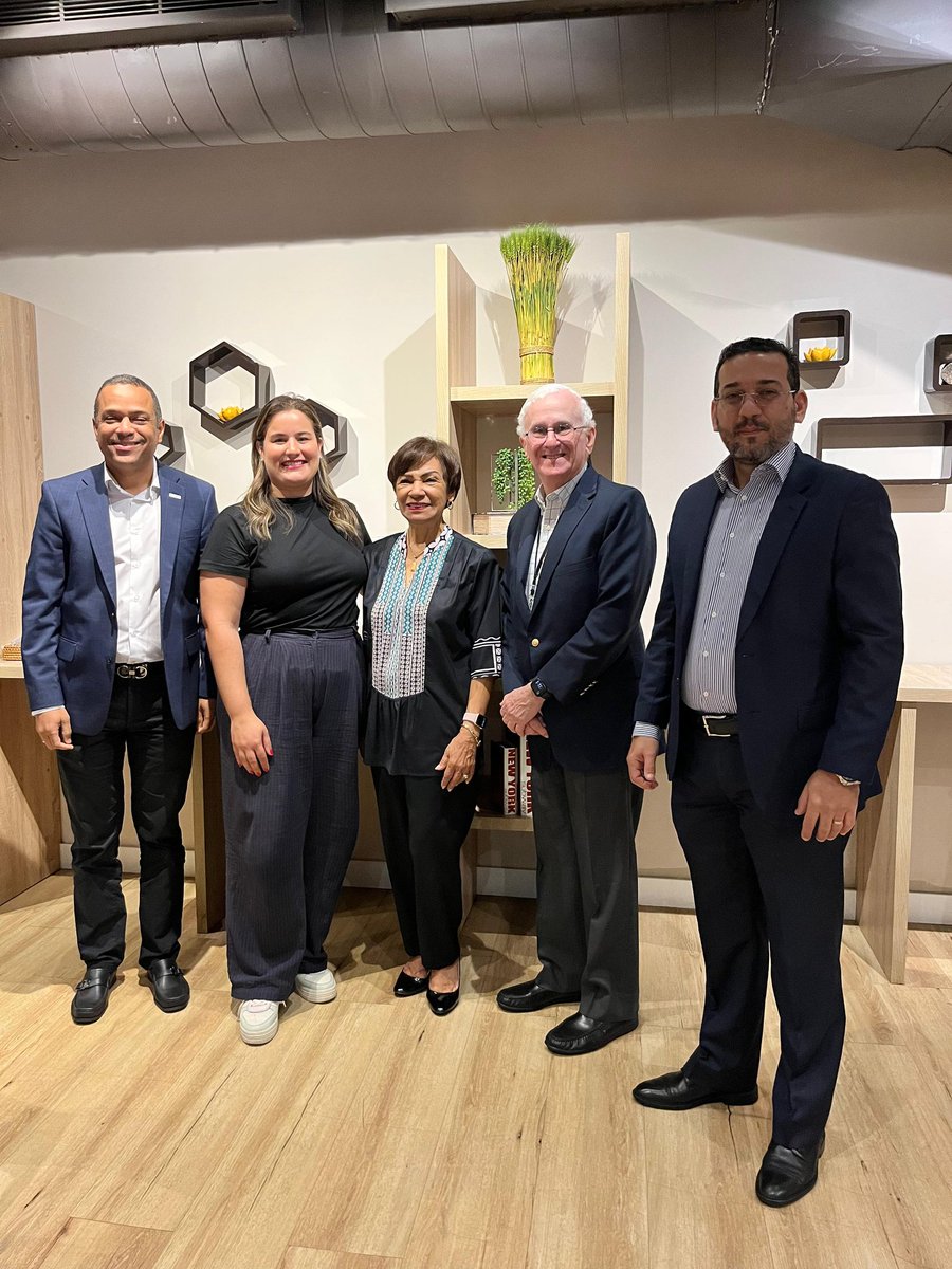 Ayer participamos en el evento "Fintech más allá de la banca: cómo las alianzas impulsan el crecimiento empresarial" , un encuentro que reunió a líderes y actores clave del ecosistema para conversar sobre innovación, digitalización y nuevas oportunidades en el sector financiero.