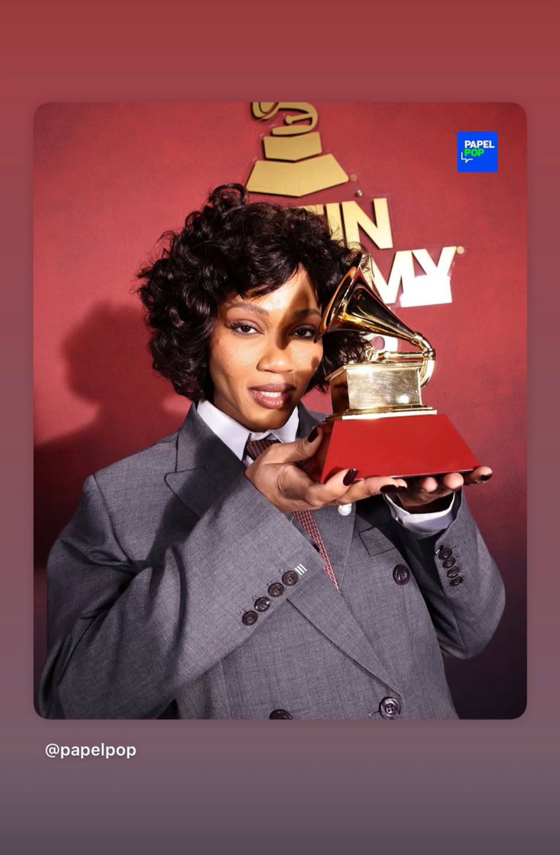 Linn compartilhou imagens comemorando a vitória de Liniker e Luedji Luna no Grammy Latino.