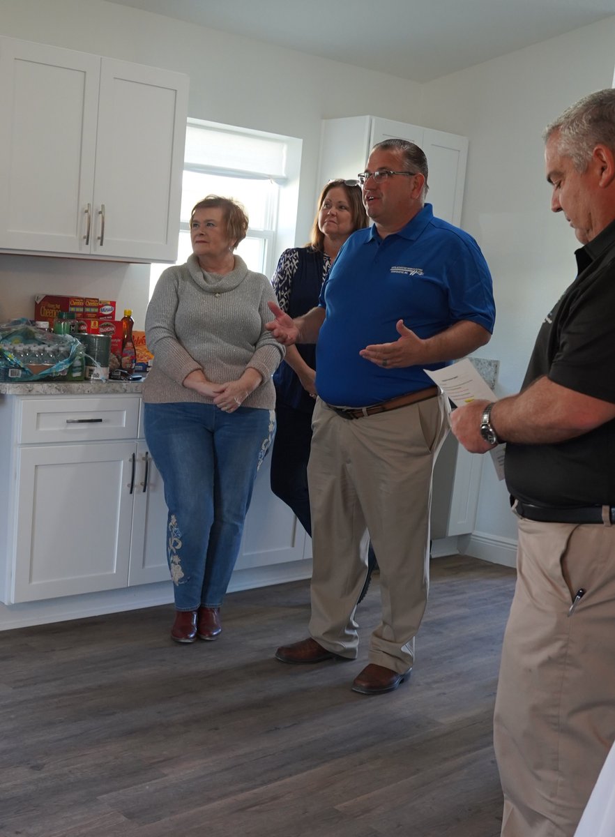 WRECCoop's tweet image. Home for the Holidays! 🎄✨

WREC proudly sponsored a new home for the Woods family through You Thrive in Hernando County! 

Today we celebrated their dedication, complete with a Christmas tree. 💙 Building generational wealth &amp;amp; stronger communities! #YouThriveFL #WREC

#wreccoop