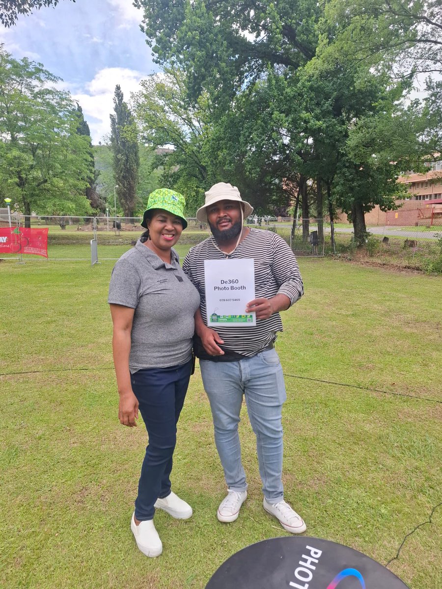 SimplybizSA's tweet image. Ficksburg gave us all the feels this past Sunday! 🍒✨ We spent the day exploring and cheering on 12 amazing small businesses.

#CherrySoulSessions #SimplyBiz #PoweredByNedbank #SupportSmallBusiness #Ficksburg #LocalLove #Entrepreneurship #CommunitySpirit #SmallBizMagic