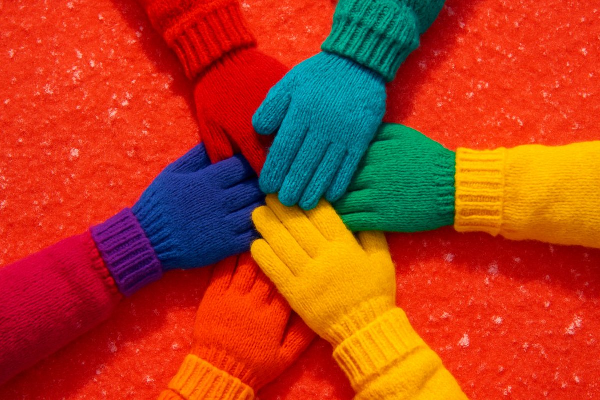 SapientAmerica's tweet image. Connection beats pressure every time. Choose people who lift you up. 💙
#RecoveryCommunity #SupportMatters #HolidaySeason #SapientAmerica