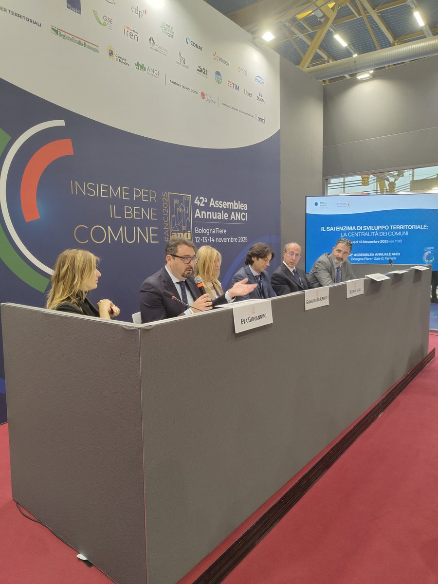 Cittalia's tweet image. Si è conclusa oggi a Bologna la 42° Assemblea Annuale ANCI. 

Con questi scatti ringraziamo le persone che hanno partecipato e animato il nostro stand e i due eventi tenuti giovedì, dedicati a LGNet e SAI.

Appuntamento al 2026, a Verona, per la 43° edizione dell&apos;Assemblea.