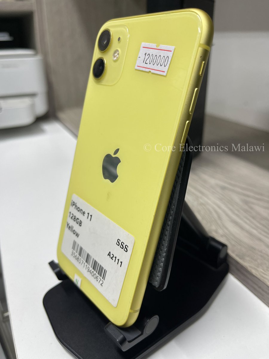 CoreMalawi's tweet image. Buy Apozi iPhone 11 (Yellow) | Apple A13 Bionic (7 nm+) | 4GB RAM | 128GB Internal Storage | 6.1” Liquid Retina Display | 3110mAh Battery | Dual 12MP Camera | Face ID | Going at K1,195,000.00 | Contact: 0995 47 01 74
#coreelectronicsmalawi #Apple #iphone11 #yellow