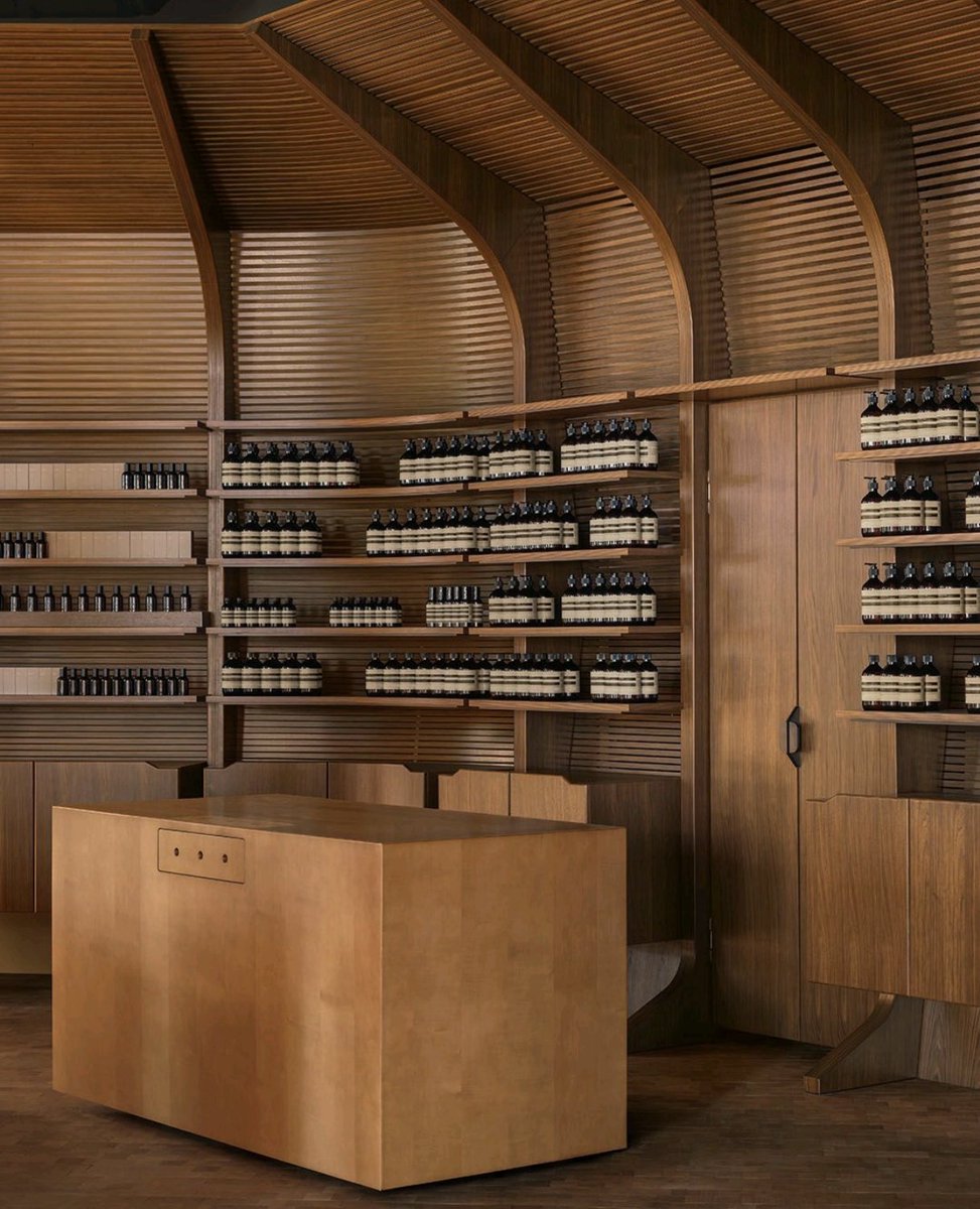 cppluxury's tweet image. AESOP opens new boutique in Hamburg at Westfield Hamburg-Überseequartier

#Aesop #Hamburg #WestfieldHamburg #luxurybeauty #luxuryfragrances #luxuryperfumes #luxury #fragrances #luxuryskincare #luxuryretail #luxuryboutique @aesopskincare