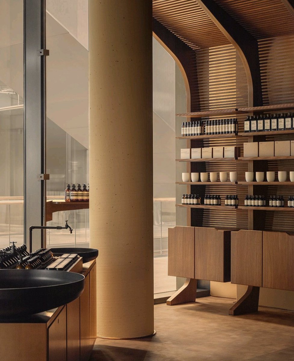 cppluxury's tweet image. AESOP opens new boutique in Hamburg at Westfield Hamburg-Überseequartier

#Aesop #Hamburg #WestfieldHamburg #luxurybeauty #luxuryfragrances #luxuryperfumes #luxury #fragrances #luxuryskincare #luxuryretail #luxuryboutique @aesopskincare
