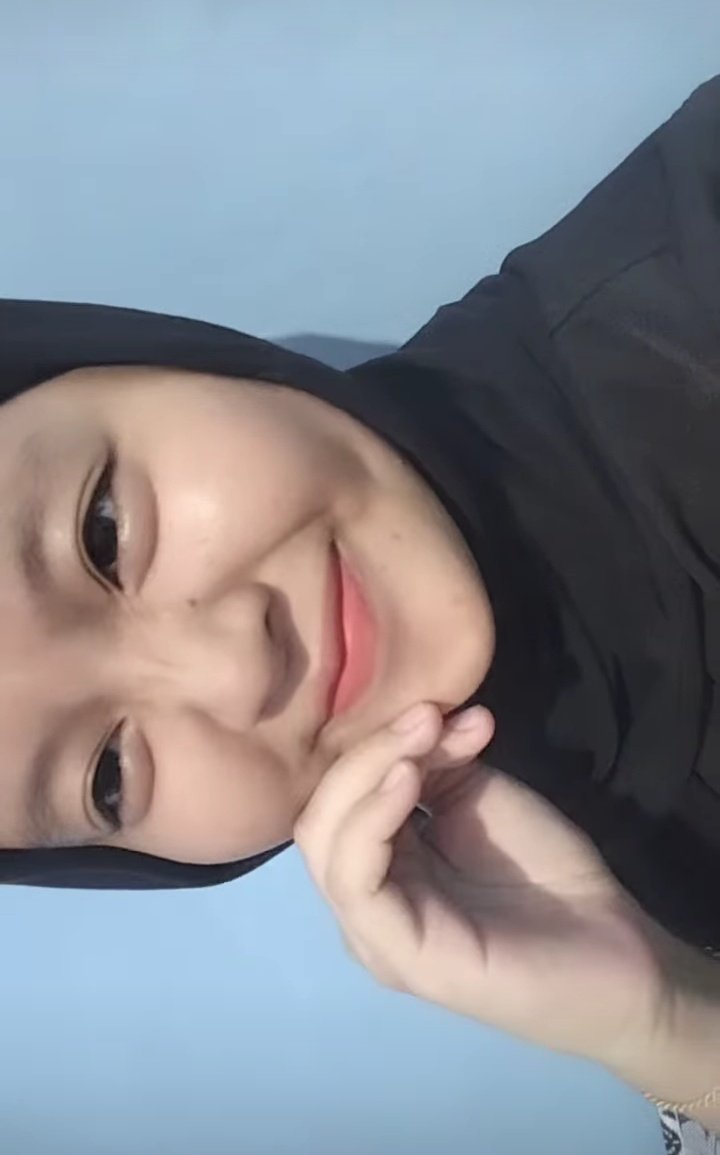 nazaimaa's tweet photo. #pejuhinfoto #pejuhinhijab #pejuhinchallange #pejuhinaku https://t.co/lFcKRWTkc8