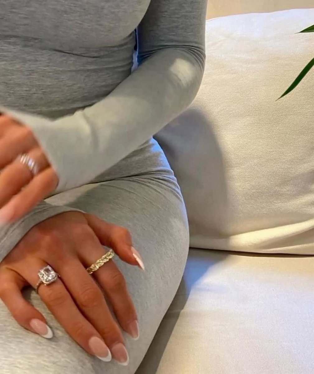 Golden Fashion (@goldenfashi) on Twitter photo 