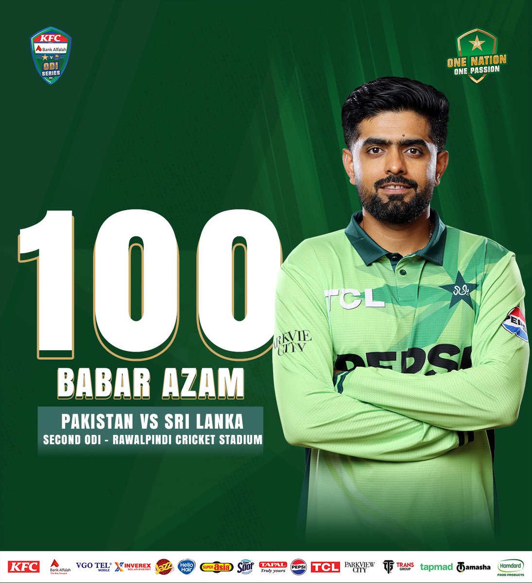 TheRealPCB's tweet image. 2️⃣0️⃣th ODI hundred for @babarazam258! 👏

He joins Saeed Anwar as Pakistan&apos;s most prolific ODI century-maker 💯

📺 Watch live in the UK region, sign up now at live.pcb.com.pk

#PAKvSL | #JeetKaScene | #BackTheBoysInGreen