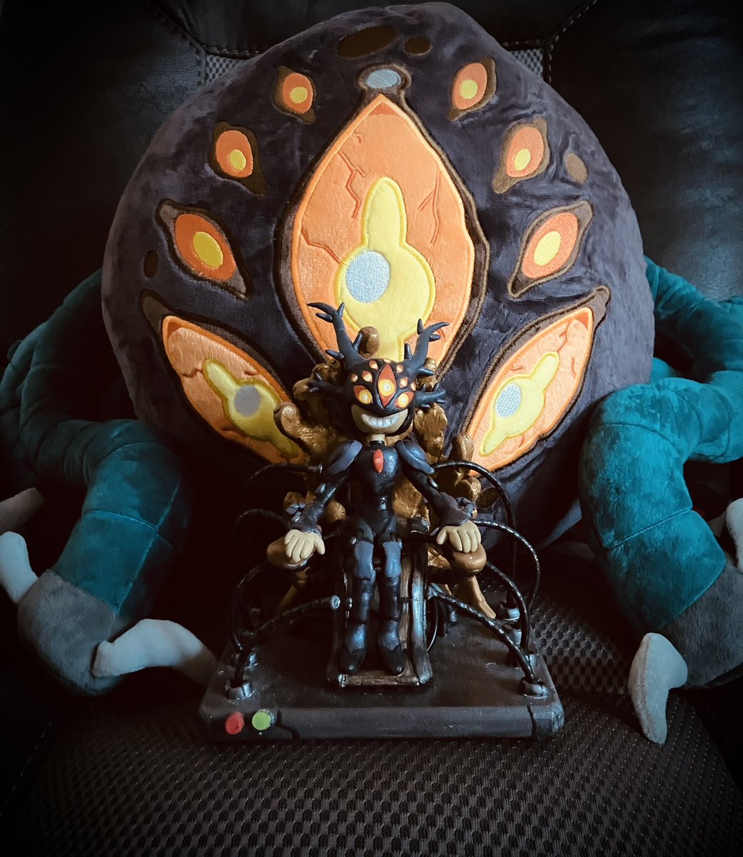 Froggy455780's tweet image. “Why hello there.” 

I’m a day late but happy 4 year anniversary of the Olivia &amp;amp; Yunan premiere!

#amphibia #darcy