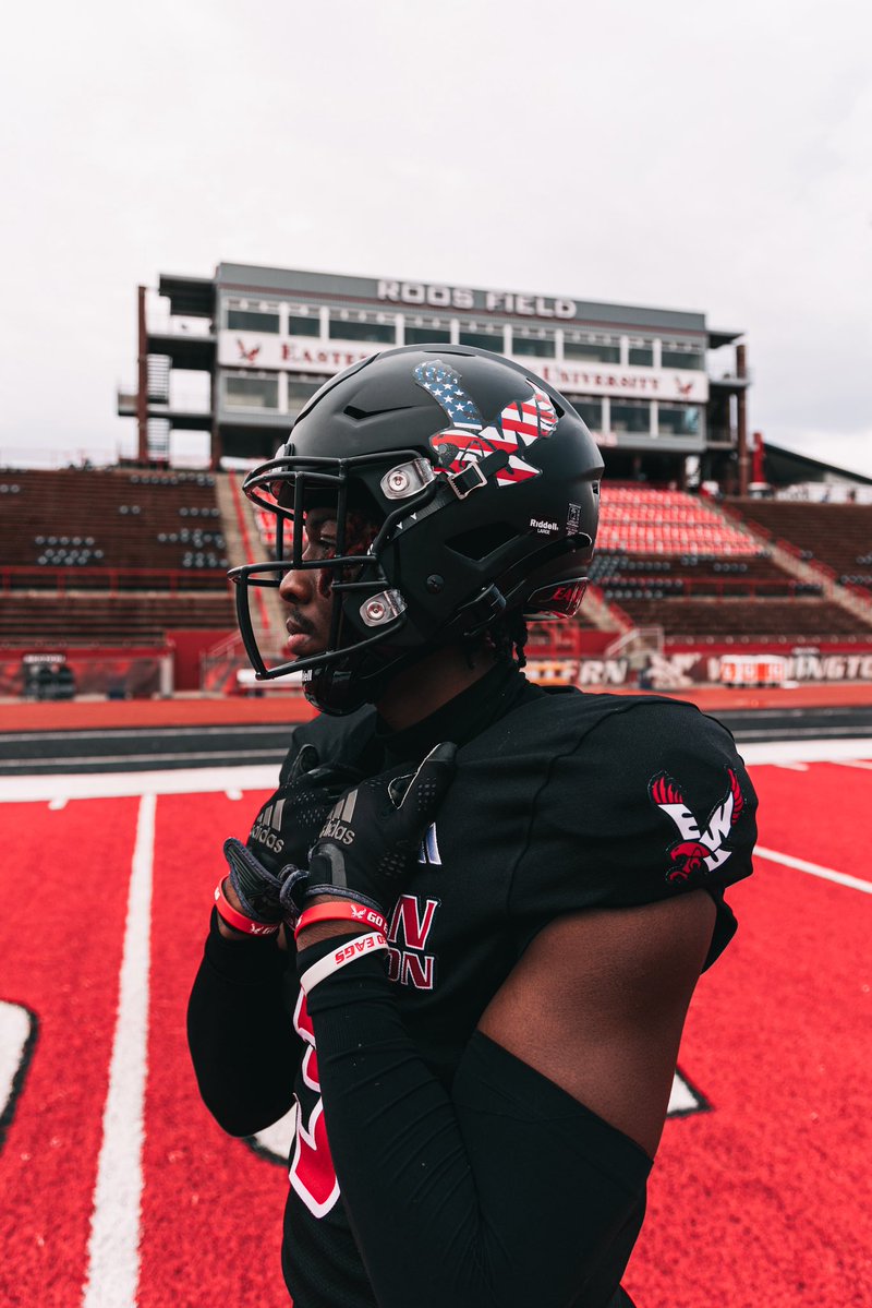 A salute to those who have served 🫡

#GoEags #EKG #ProtectTheRed