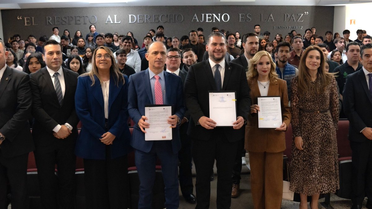LRomo18's tweet image. ✨ Formalizamos una alianza académica con la @uanl para fortalecer la formación jurídica de la juventud neoleonesa. ✒️

Con este convenio impulsamos el diálogo, talento y construcción de conocimiento. 👩🏻‍⚖️🤝👨🏻‍⚖️
@SCJN @OAJ_Mex @tdjmex @TEPJF_informa
#NuevoPoderJudicial…